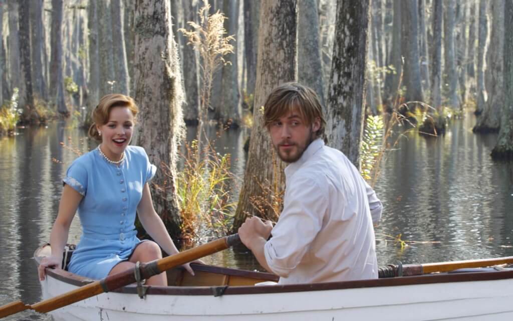 Rachel McAdams i Ryan Gosling w filmie "Pamiętnik".